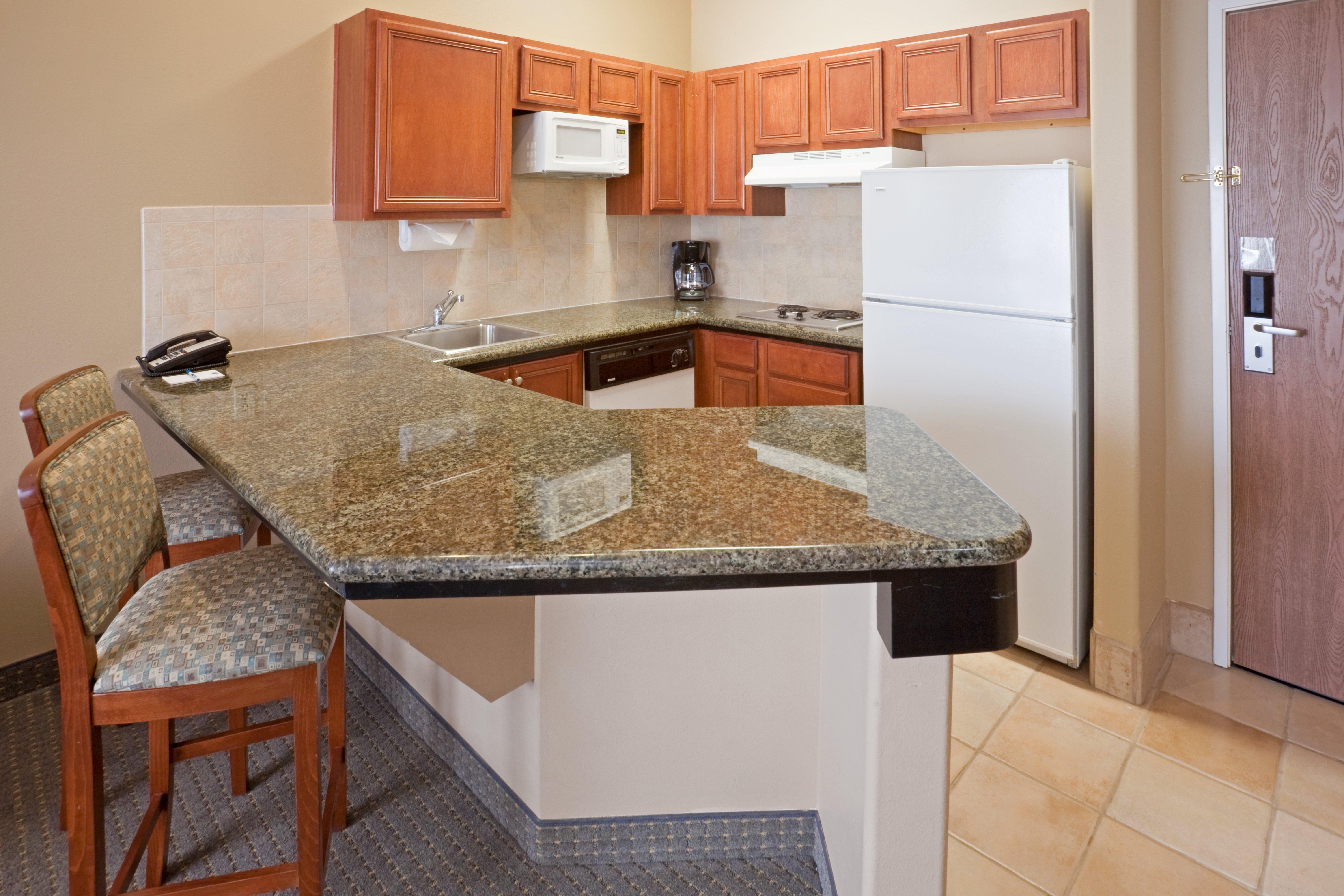 Staybridge Suites Lubbock-University Area By Ihg Exterior foto