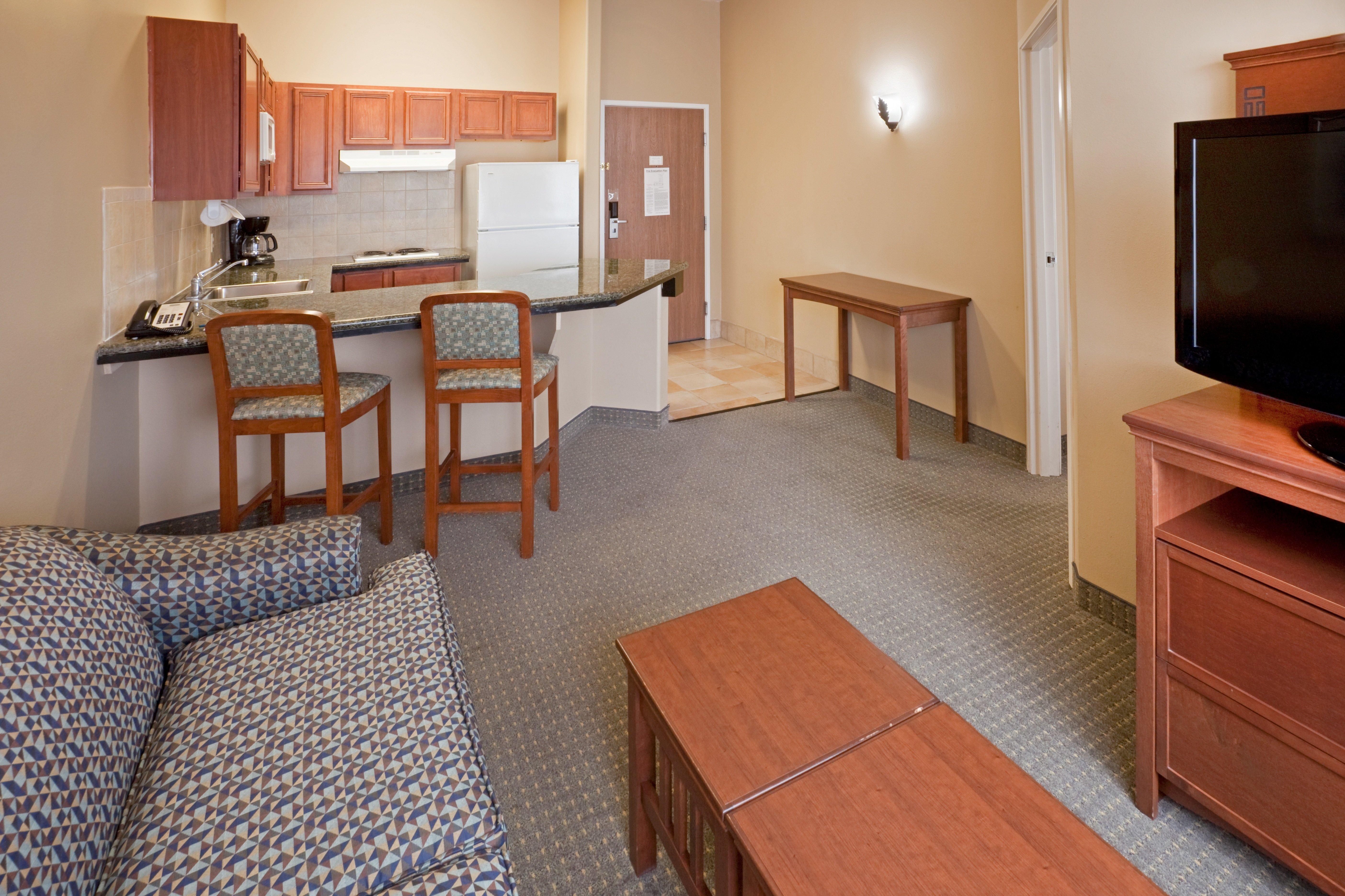 Staybridge Suites Lubbock-University Area By Ihg Exterior foto