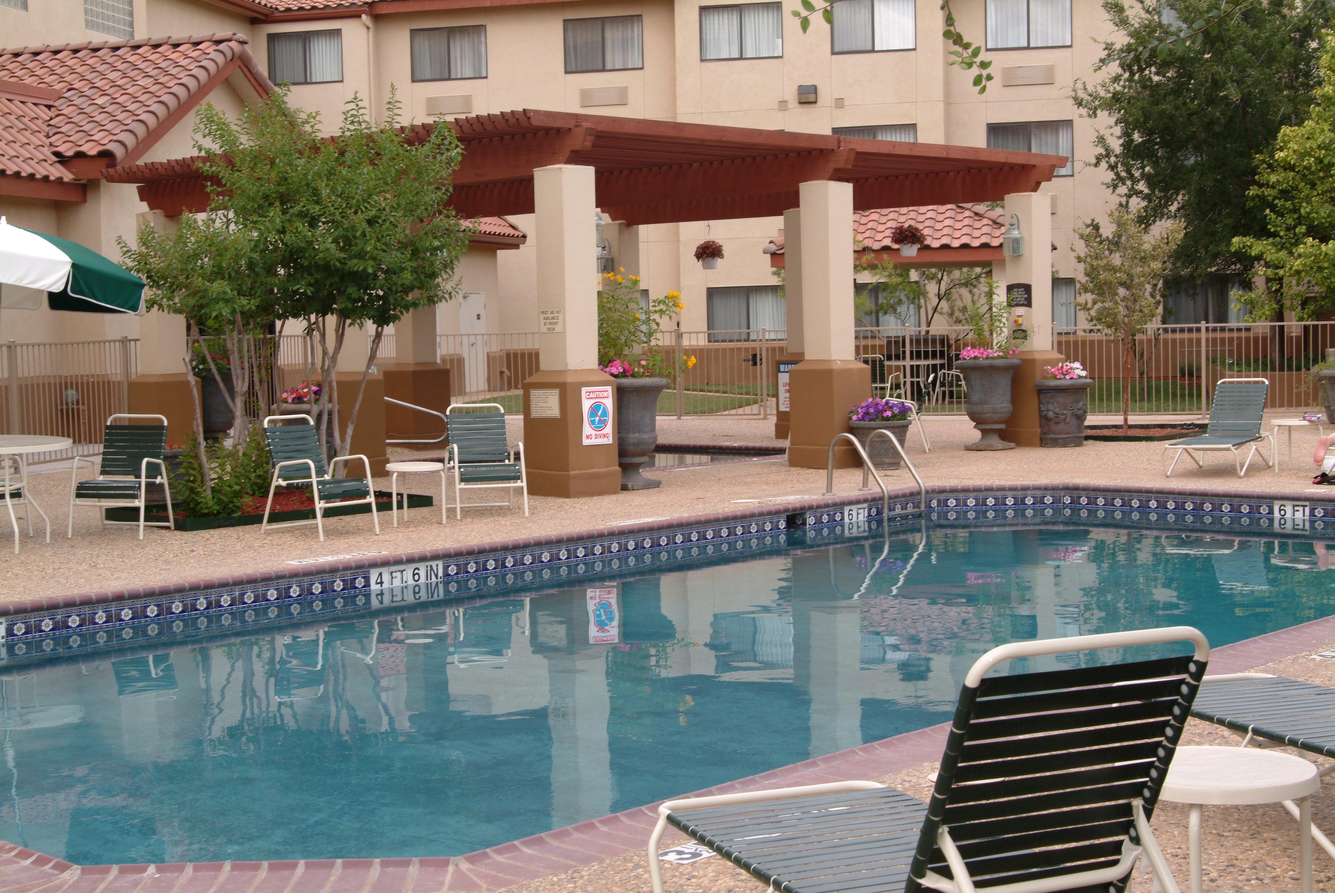 Staybridge Suites Lubbock-University Area By Ihg Exterior foto