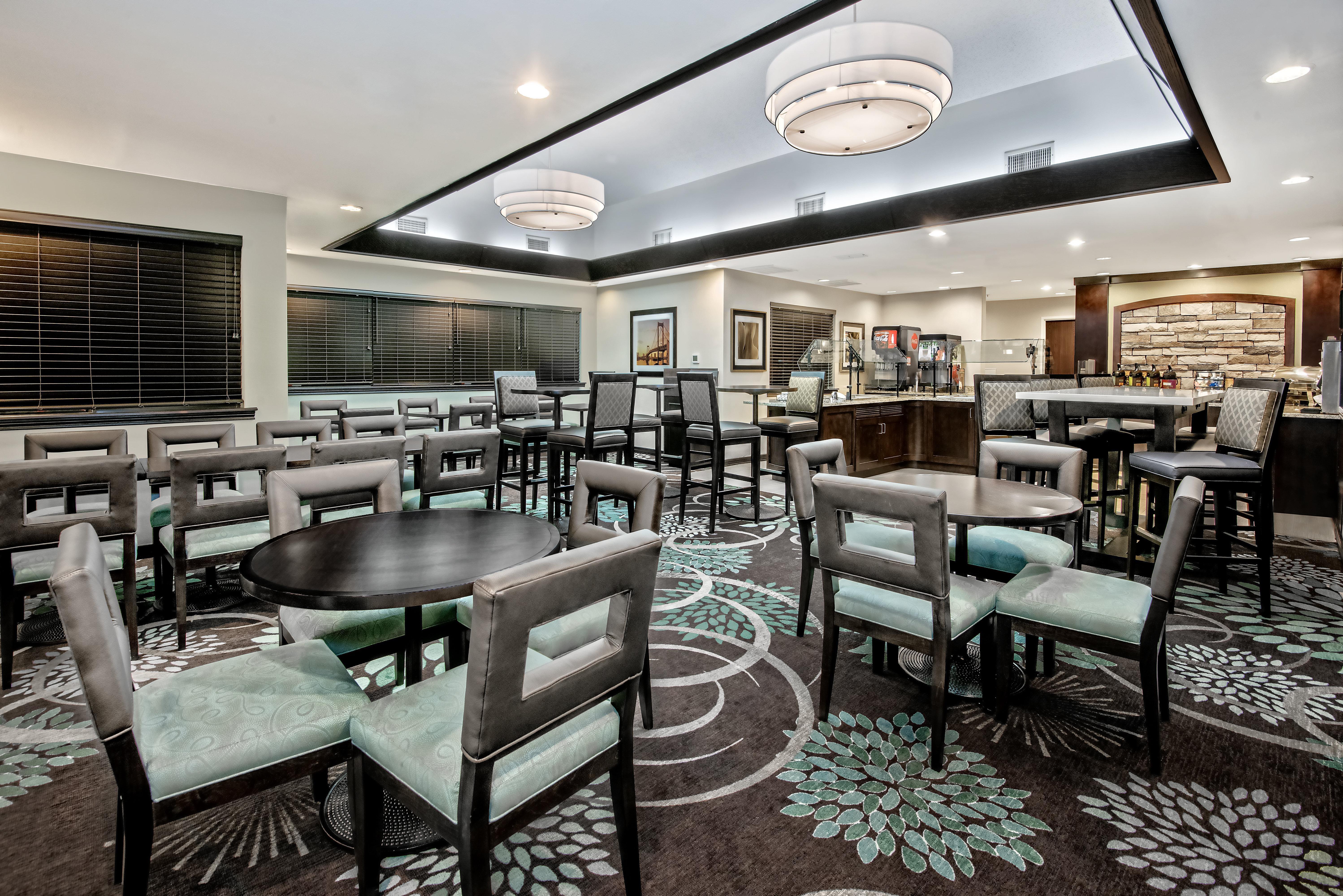 Staybridge Suites Lubbock-University Area By Ihg Exterior foto