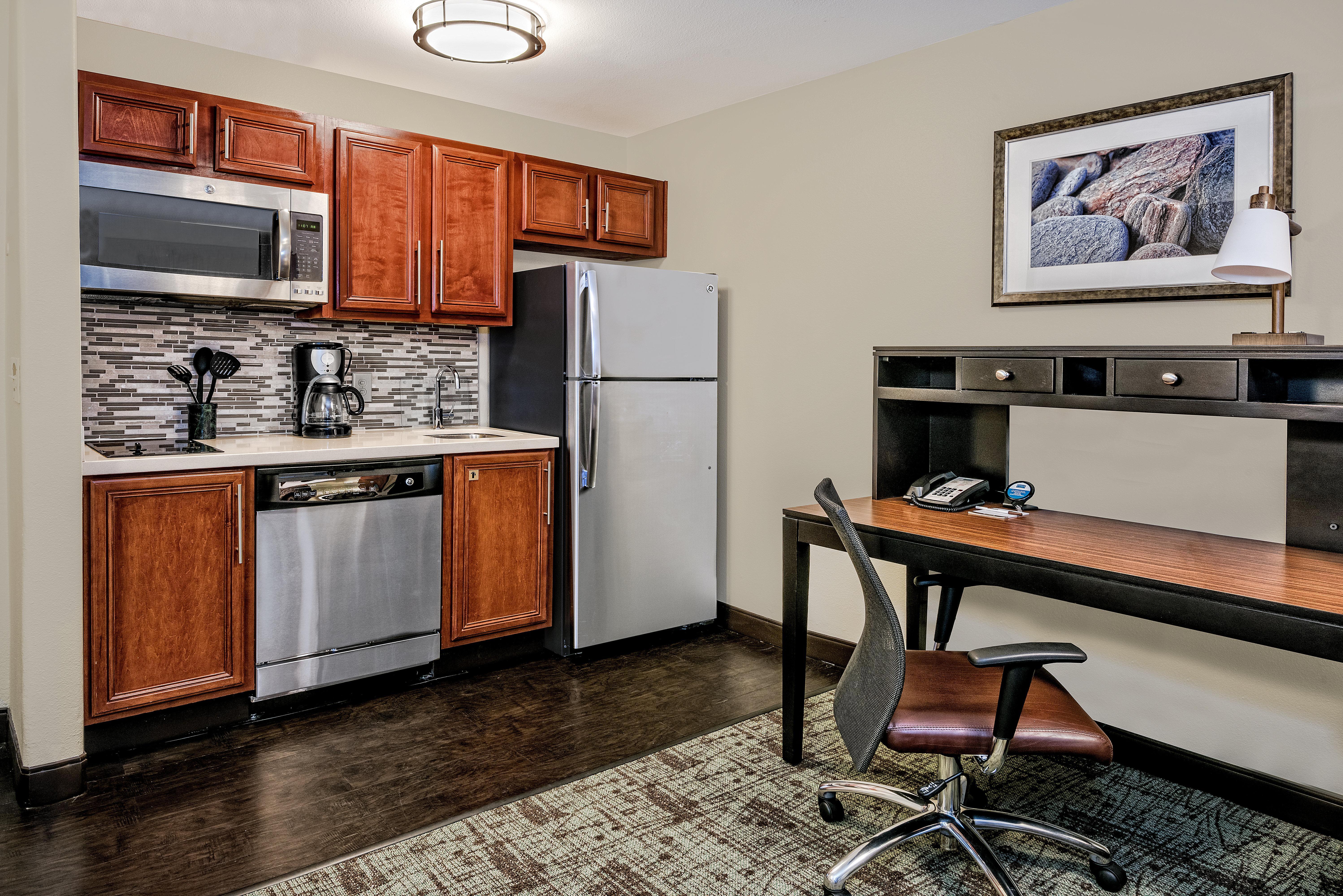 Staybridge Suites Lubbock-University Area By Ihg Exterior foto