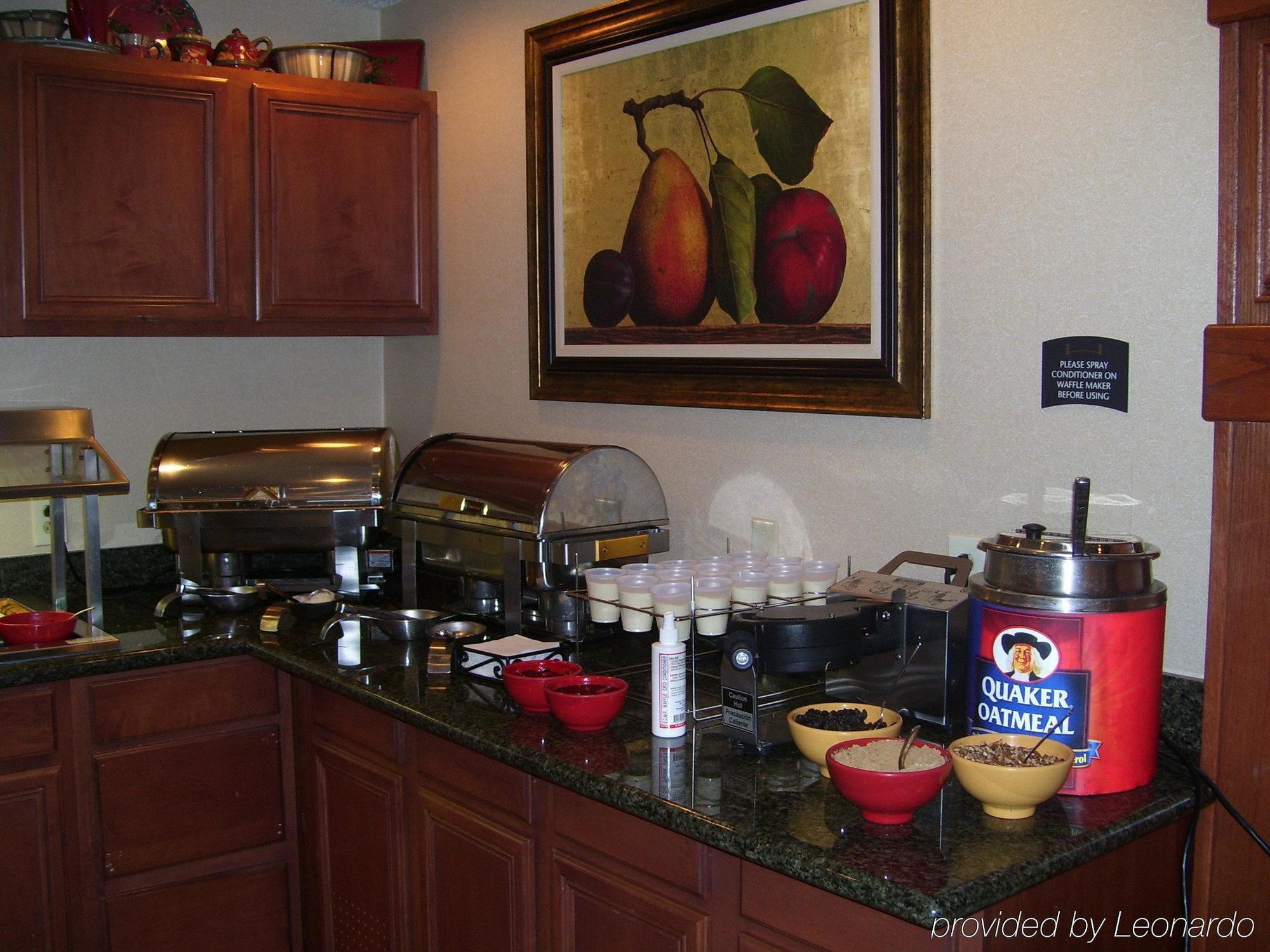 Staybridge Suites Lubbock-University Area By Ihg Restaurant foto