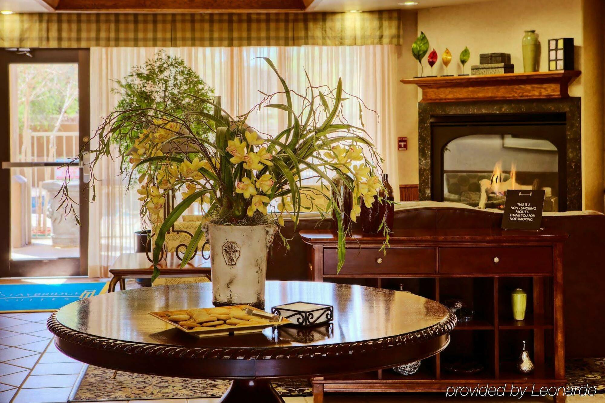 Staybridge Suites Lubbock-University Area By Ihg Exterior foto