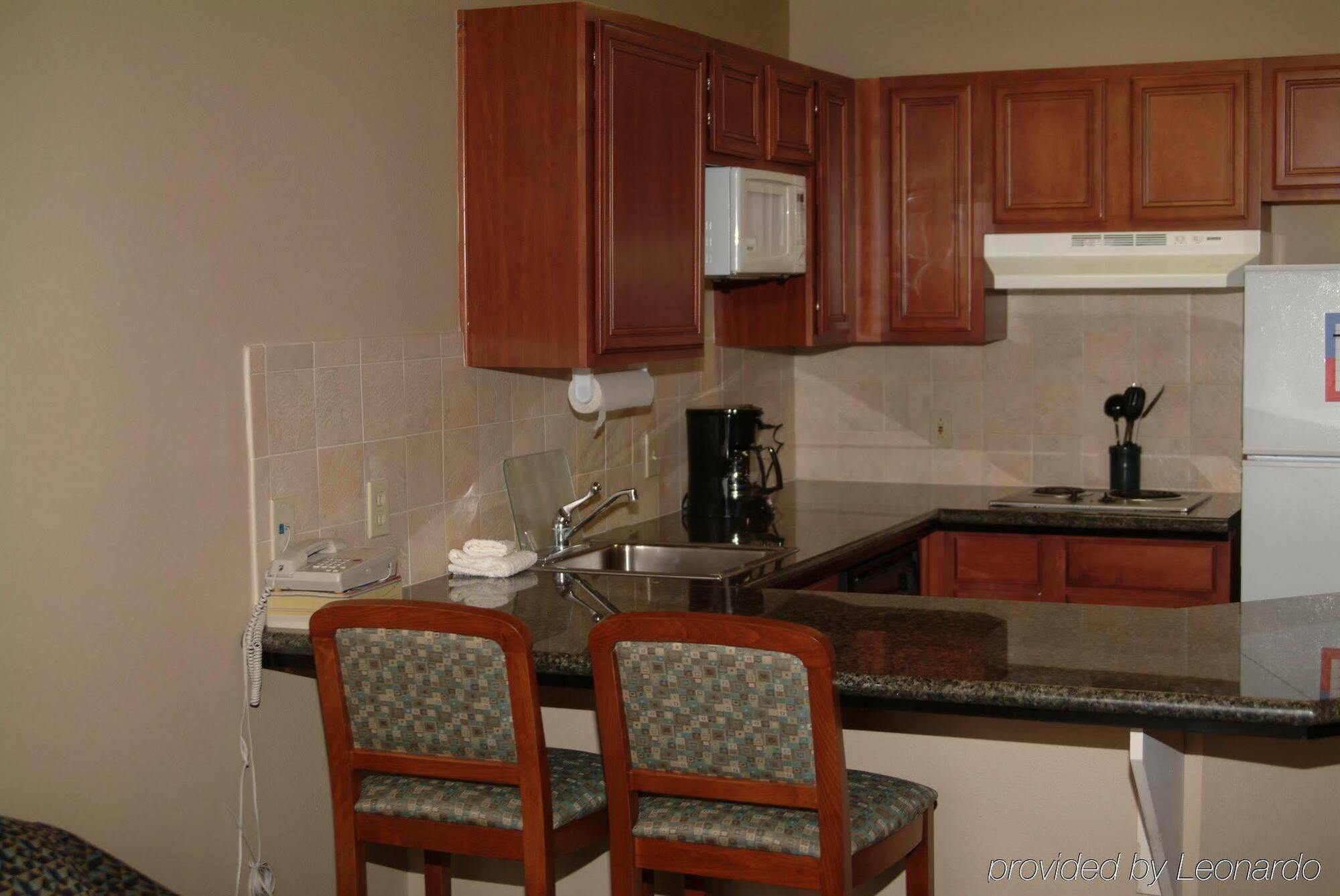 Staybridge Suites Lubbock-University Area By Ihg Exterior foto